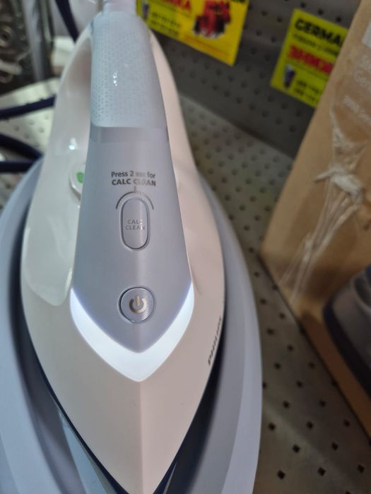 Прасувальна станція Philips PSG3000/20