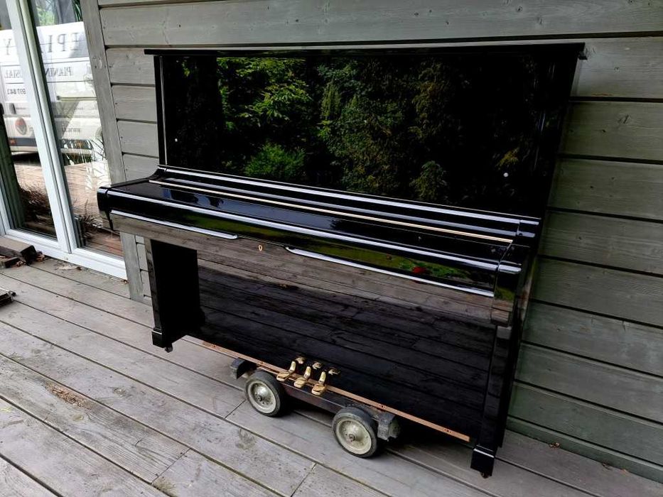 Pianino YAMAHA U2 127cm 1975r CZARNY POŁYSK