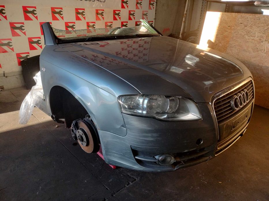 Frente Completa Audi A4 B7 2.0 TDi 2007 com alguns danos #E83