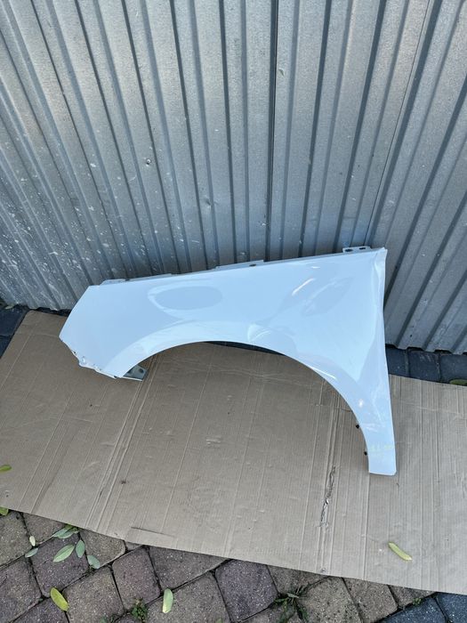 Lewy błotnik Audi a1 8x LS9R