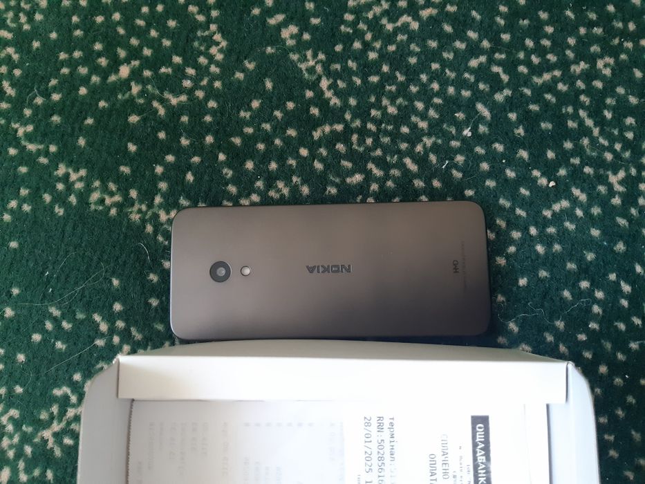 мобільний кнопковий телефон Nokia 235