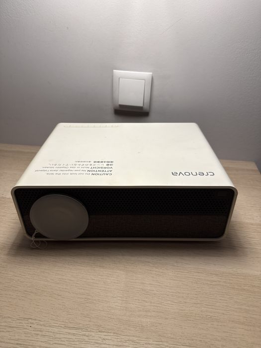 Projetor CRENOVA home theater
