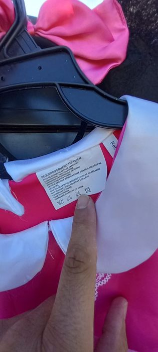Fato minnie como novo