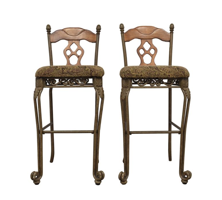 Par de Cadeiras bar grandes vitorianas em ferro antigas
