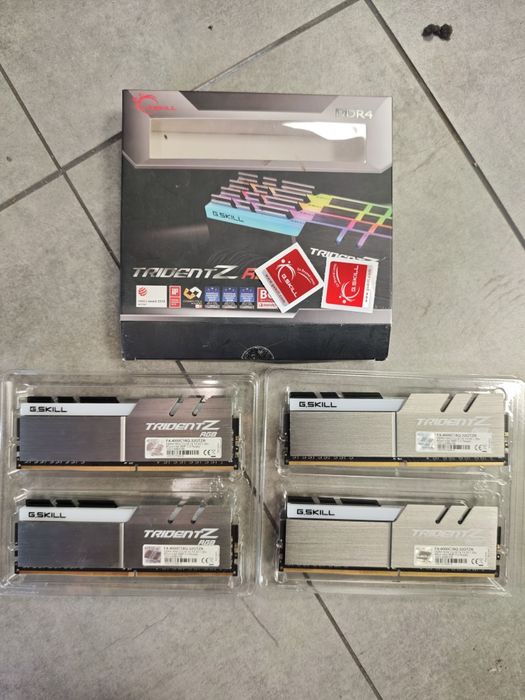 DDR4 G-Skill TridentZ RGB 32GB (4x8GB) 4000Mhz Cl18 BOX