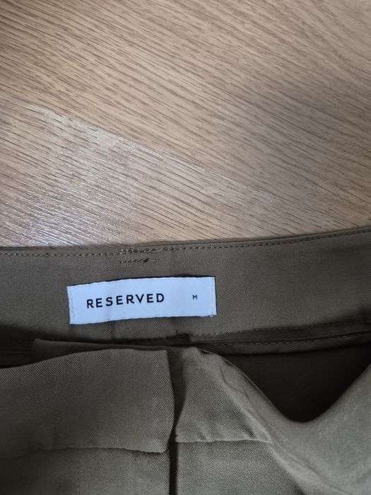 Nowe spodnie Reserved