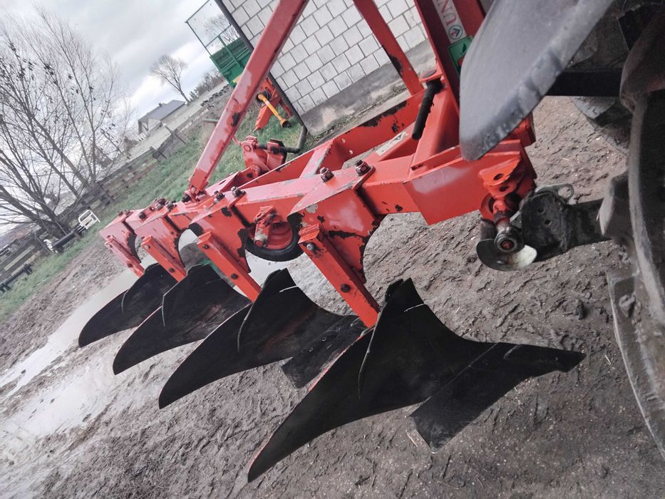 sprzedam plug  4 skibowy unia