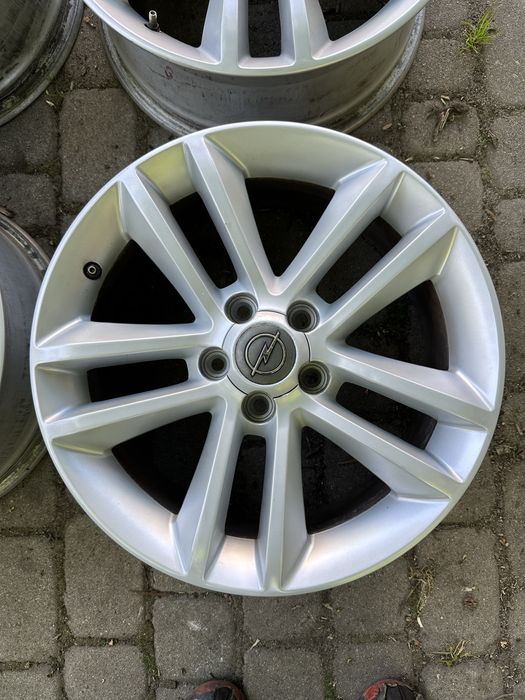 Felgi aluminiowe 17 5x110 Opel orginal 7J ET44