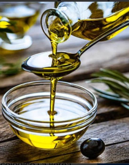 Azeite caseiro biológico