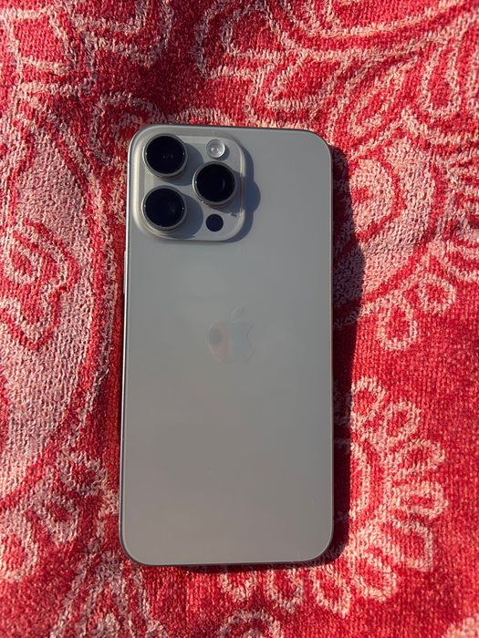 iPhone 15 pro Max 256gb