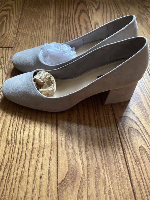 Продам туфли женские БУ состояние идеальное размер 40