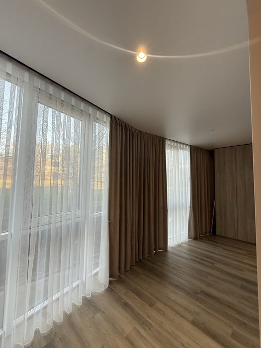 Продаж квартири в новобудові Жк Кришталеве озеро