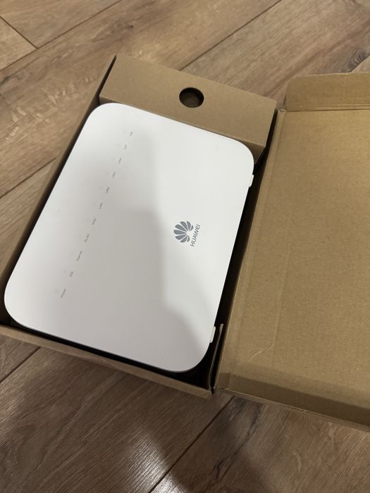 Роутер Huawei model DG8245V