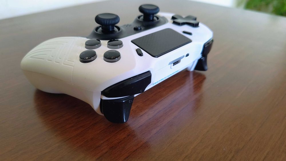 Pady do PlayStation 4