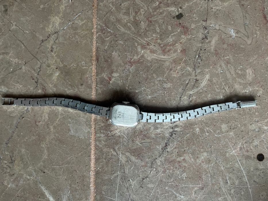 Zegarek damski Łucz