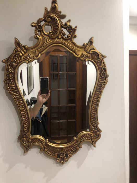 Espelho em talha dourada