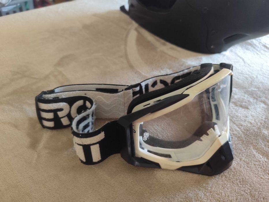 Capacete Integral para Bicicleta + Óculos