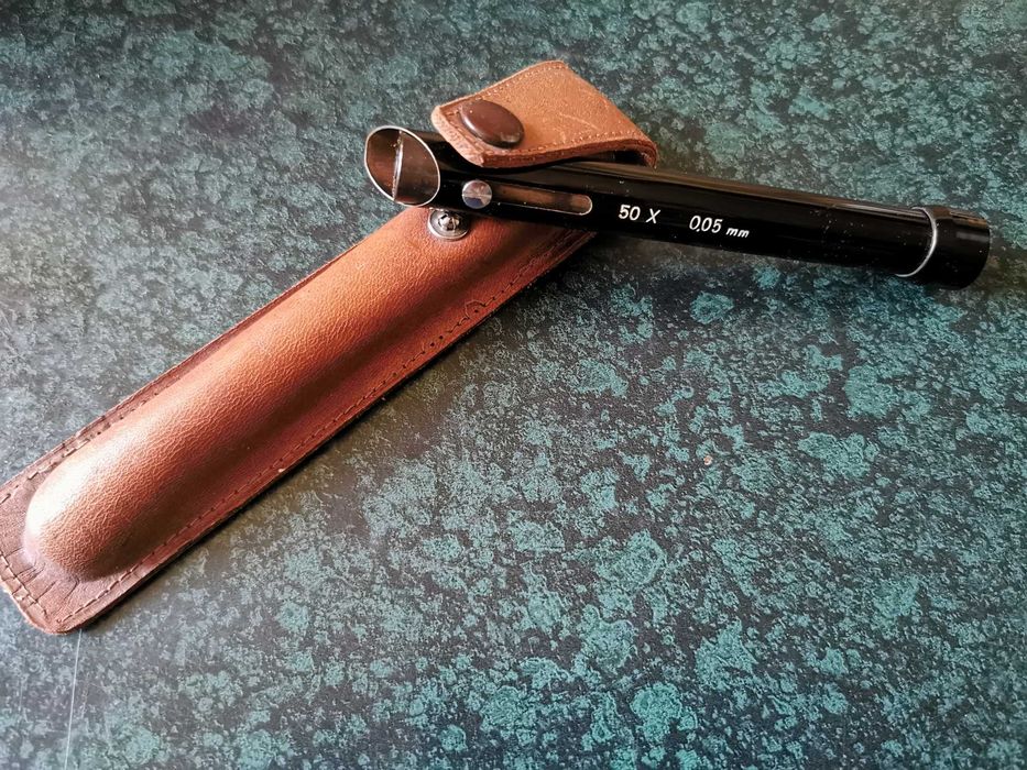 Mikroskop piórowy profesjonalny z podziałką 50x 0,05 mm etui skóra