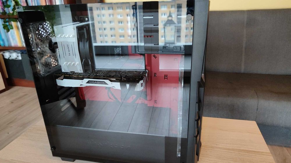 Komputer do gier Sharkoon. Intel Core i5-7600K, GTX 1080 TI