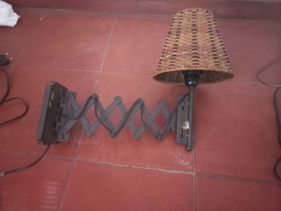 1 candeeiro parede extensivel