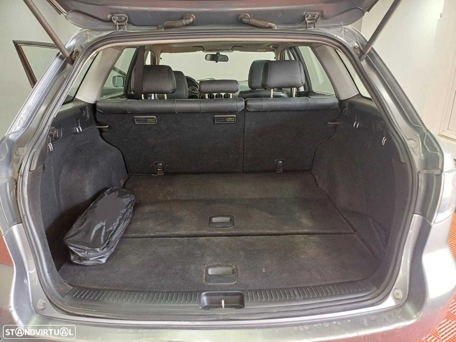 Mazda 6 motor 2.0 Diesel com 136cv – Ano 2005