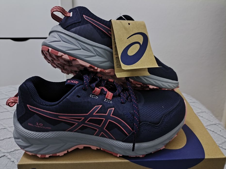 Sapatilhas ASICS gel venture 10