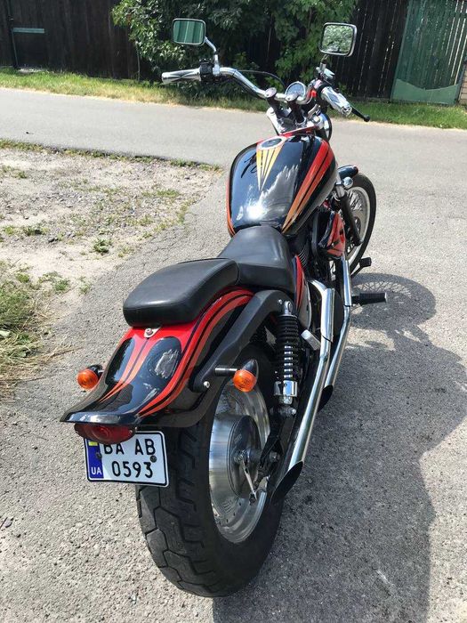 Suzuki desperado vz400