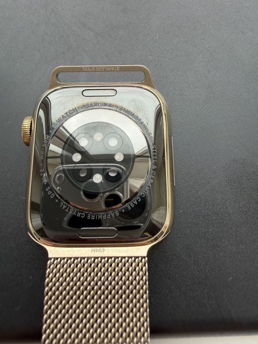 Apple Watch Series 8