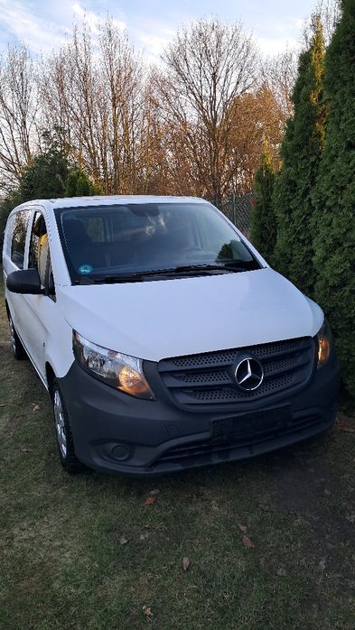 Vito 447 dostawczczy hak