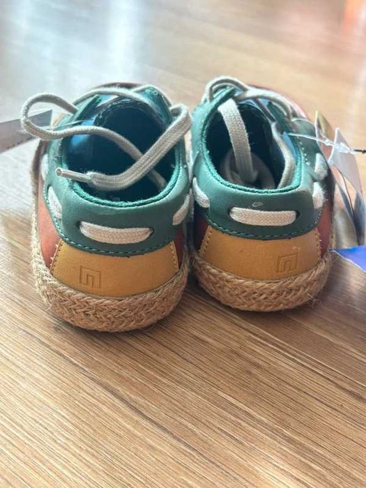 Piękne chłopięce espadryle NEXT 23