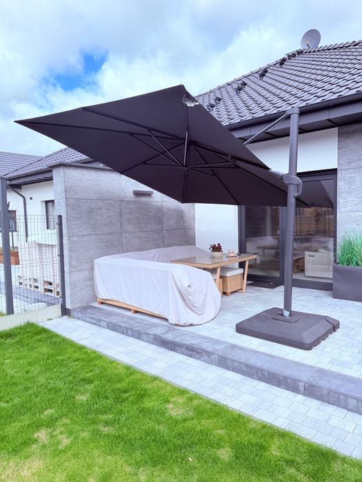 Parasol ogrodowy z LED - 282 x 391 cm