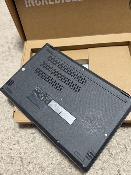 Ноутбук ASUS Chromebook Plus