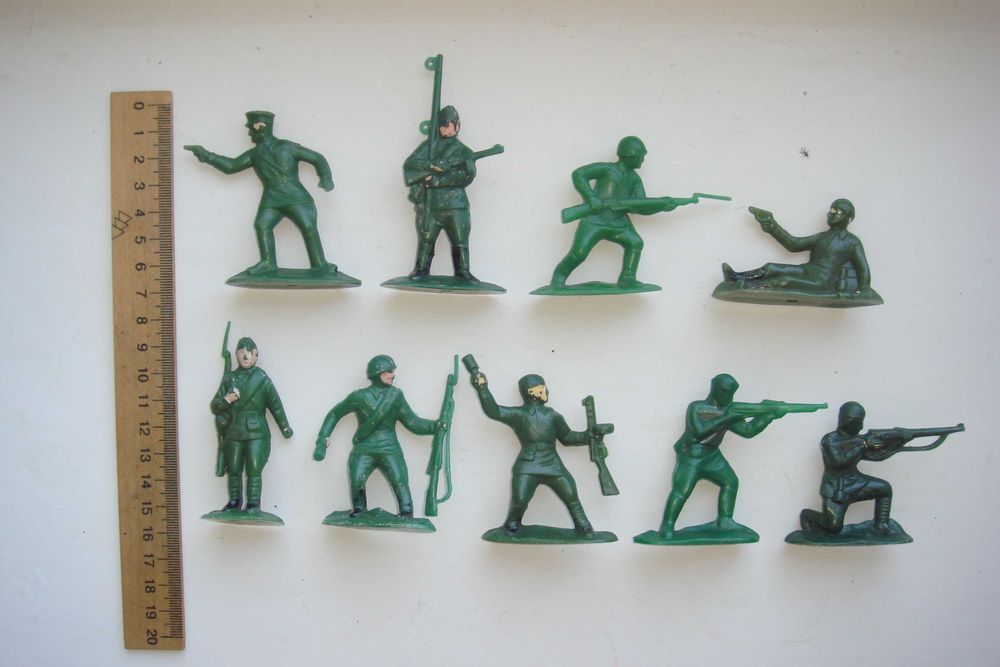 солдатики солдаты в бою Прогресс СССР (набор)