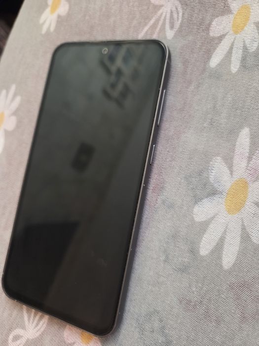 Samsung jak nowy  S23FE