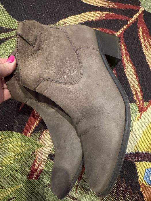 Krótkie botki Lasocki