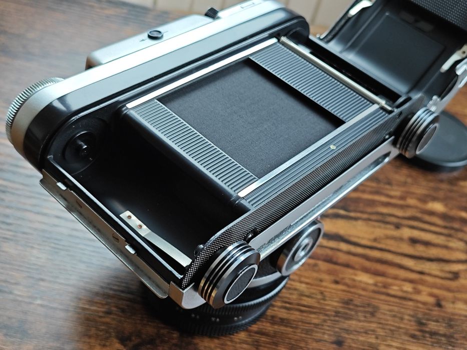 Aparat Pentacon six TL gabinetowy stan średni format