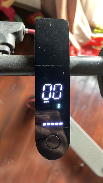 Електросамокат xiaomi m365 PRO