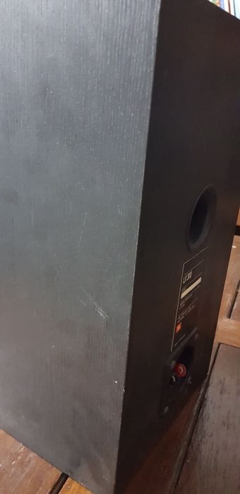 Colunas JBL LX 300