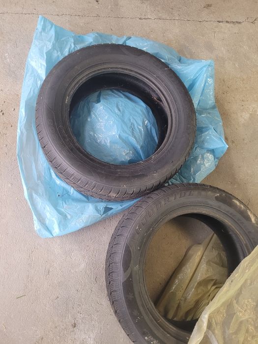 Goodride snowmaster 225 55 r16 2szt.