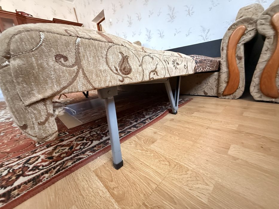 Диван б/у 2000+ торг