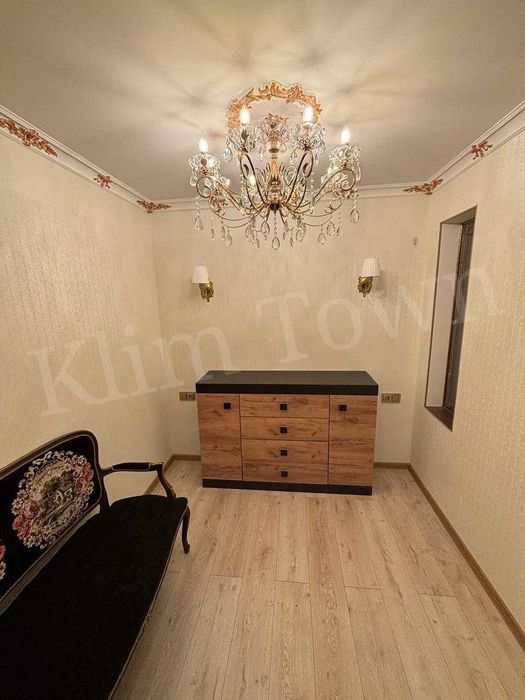 Продаж 1 кімнатної квартири вулиця Джона Маккейна, 43 - More