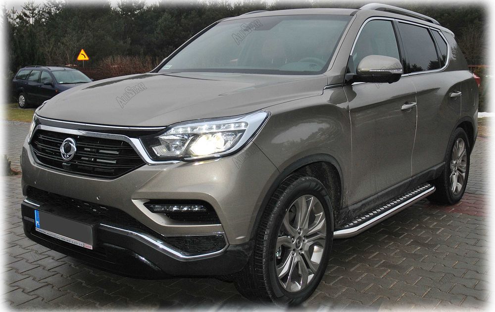 Ssangyung ACTION REXTON Podesty Orurowanie Stopnie
