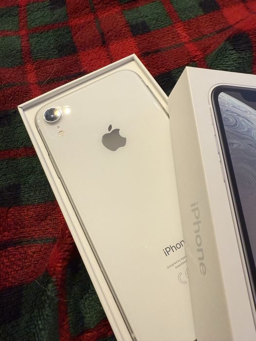 Używany IPhone XR 64 gb