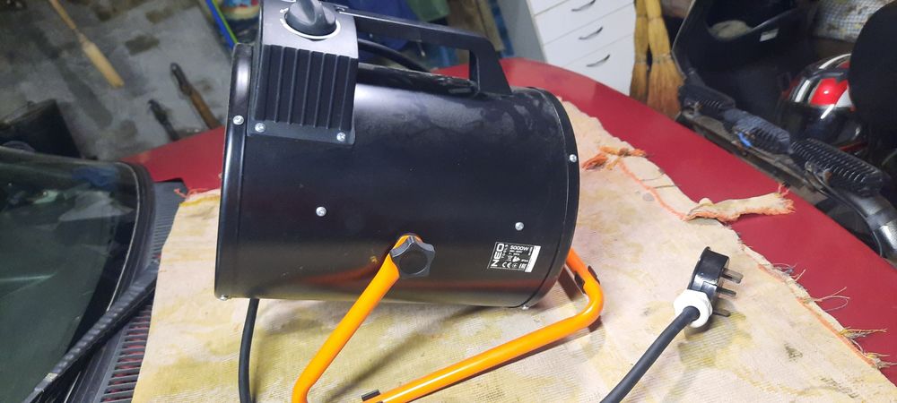 Продам тепловентилятор .