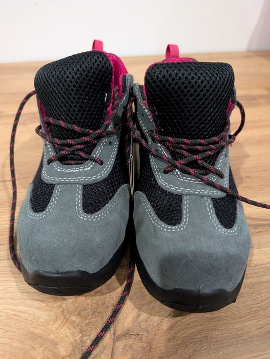 Buty robocze 40.