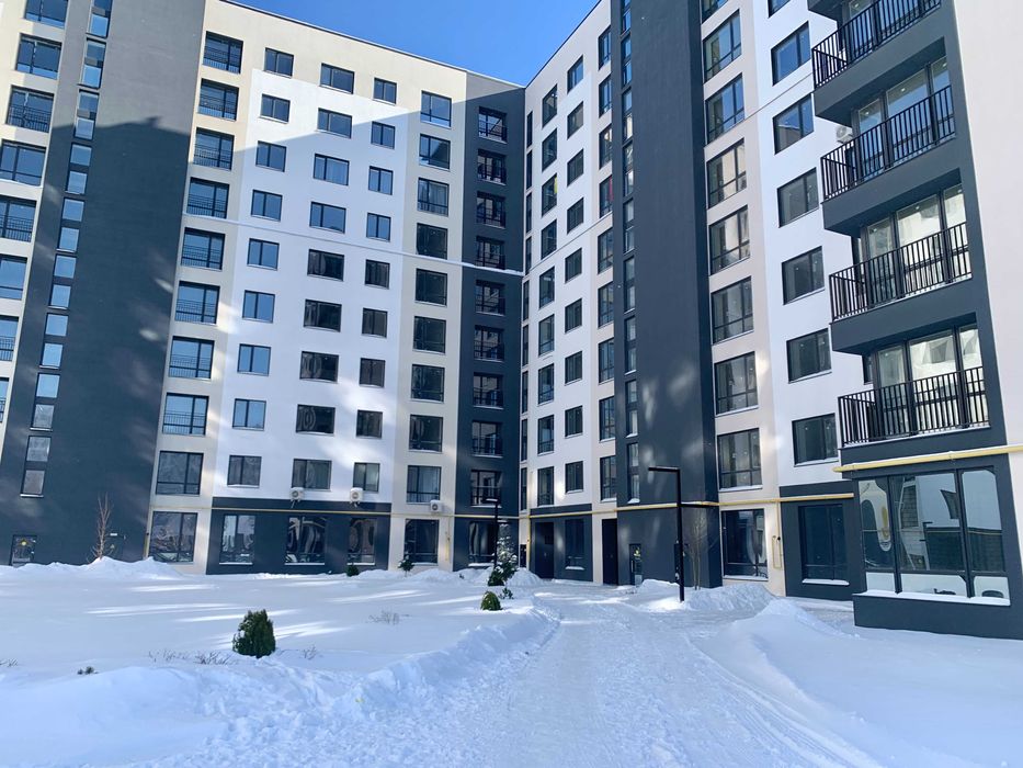 Простора однокімнатна квартира з початковим ремонтом, 2 поверх