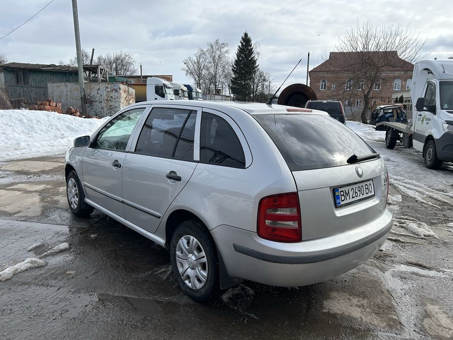 Продам автомобиль (Шкода)