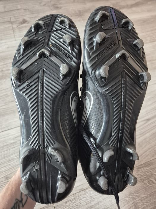 Korki Nike piłka nożna  37,5