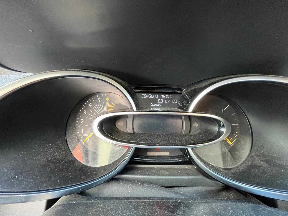 Renault Clio Sport Tourer 0.9 TCE Limited