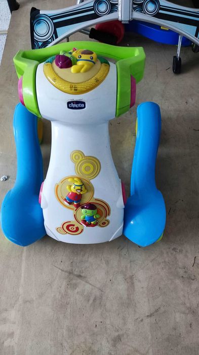 Andarilho para criança - Chicco